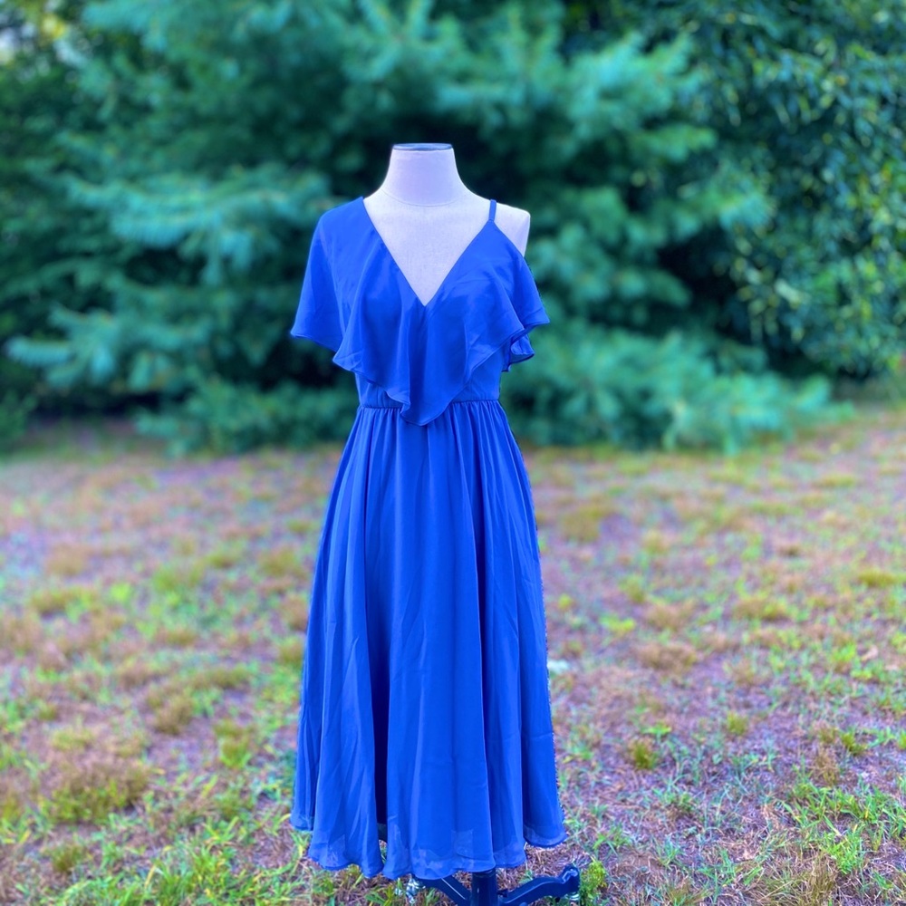 DRESS THE POPULATION |  Asymmetrical A-Line Dress